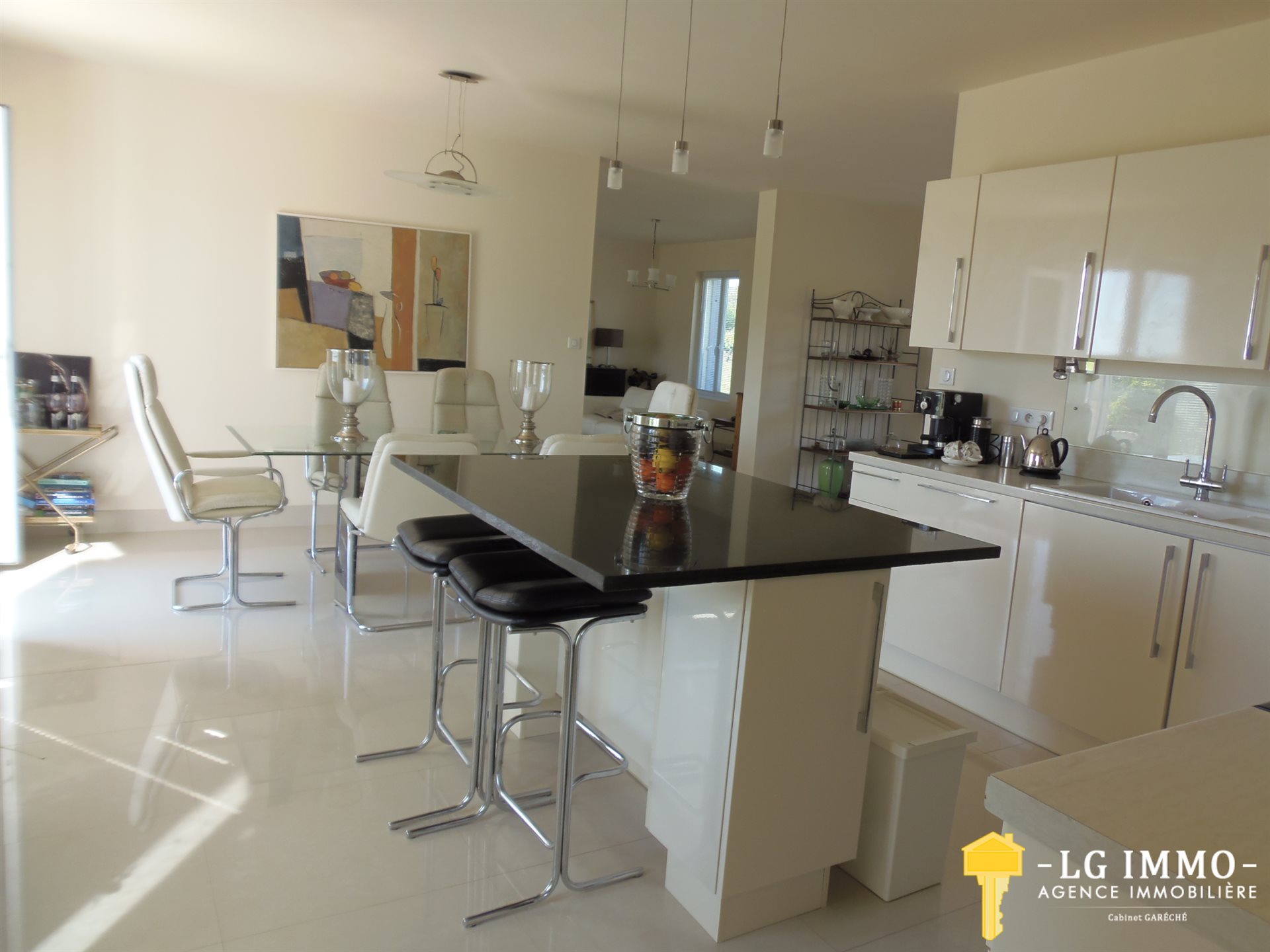 Maison à vendre, 182m², Gémozac