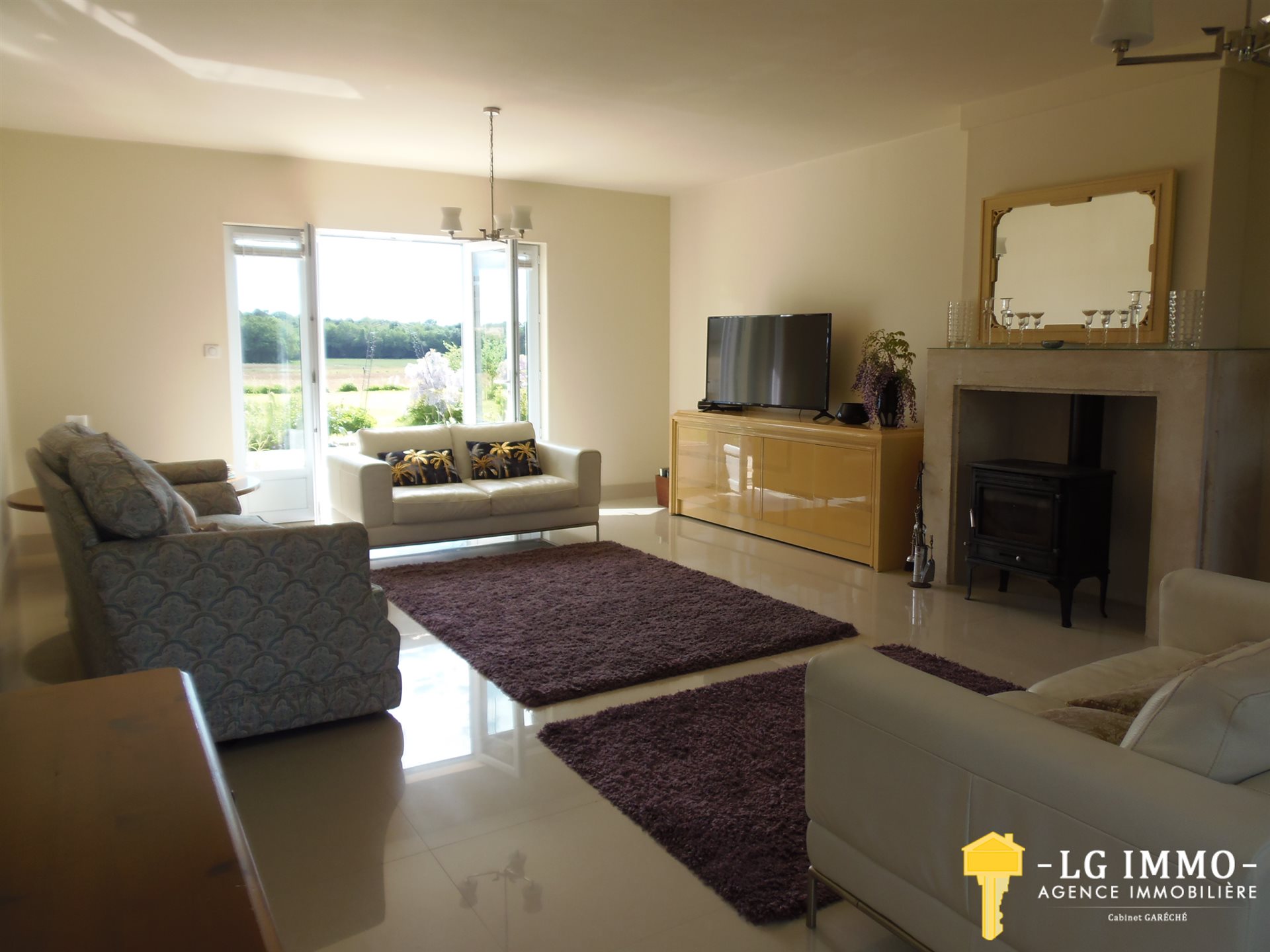 Maison à vendre, 182m², Gémozac
