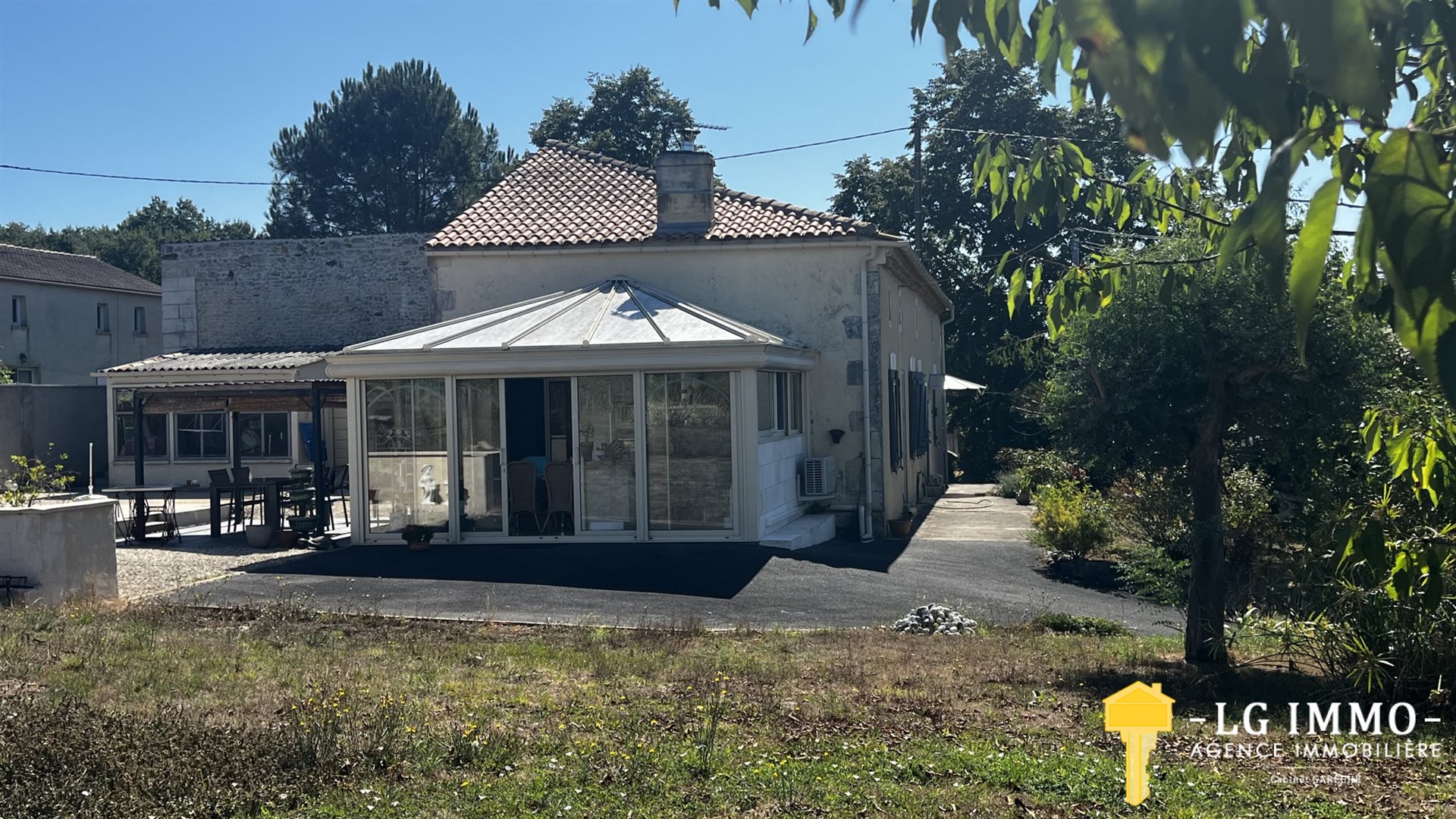 Maison à vendre, 172m², Saint-Bonnet-sur-Gironde