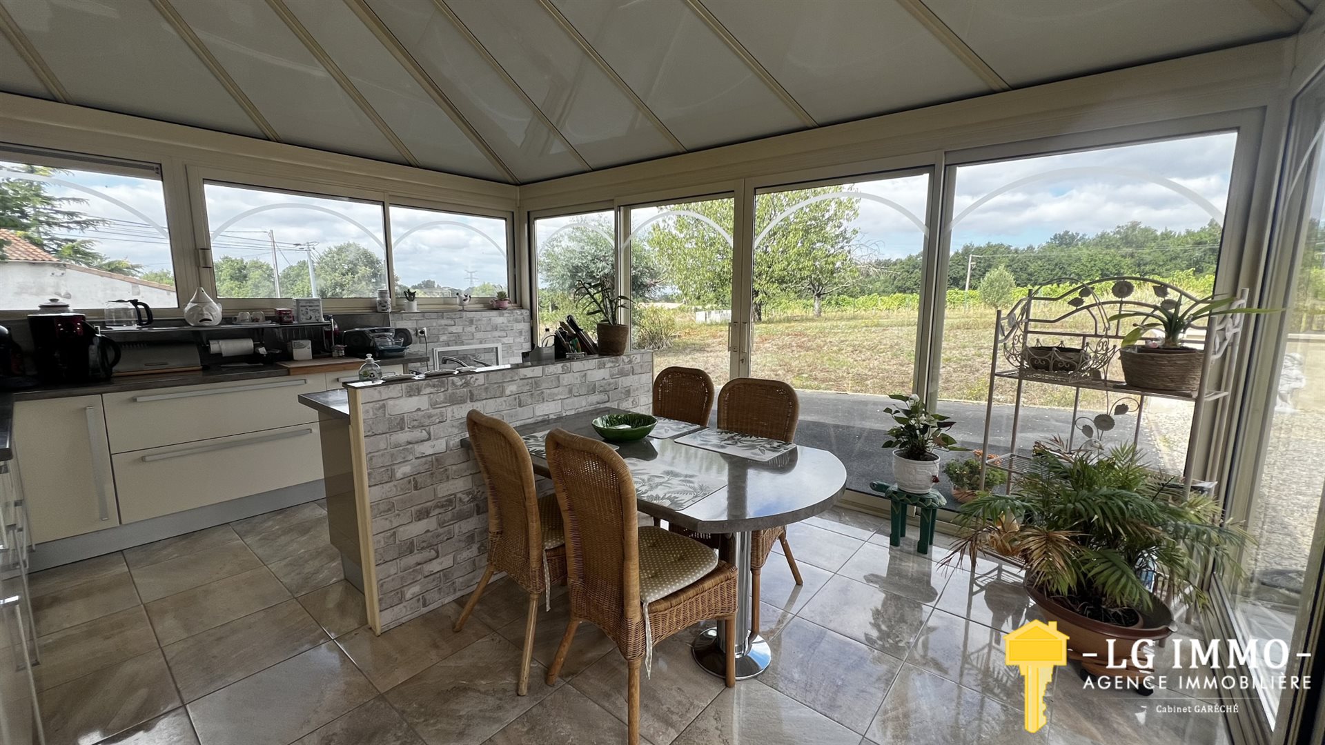 Maison à vendre, 172m², Saint-Bonnet-sur-Gironde