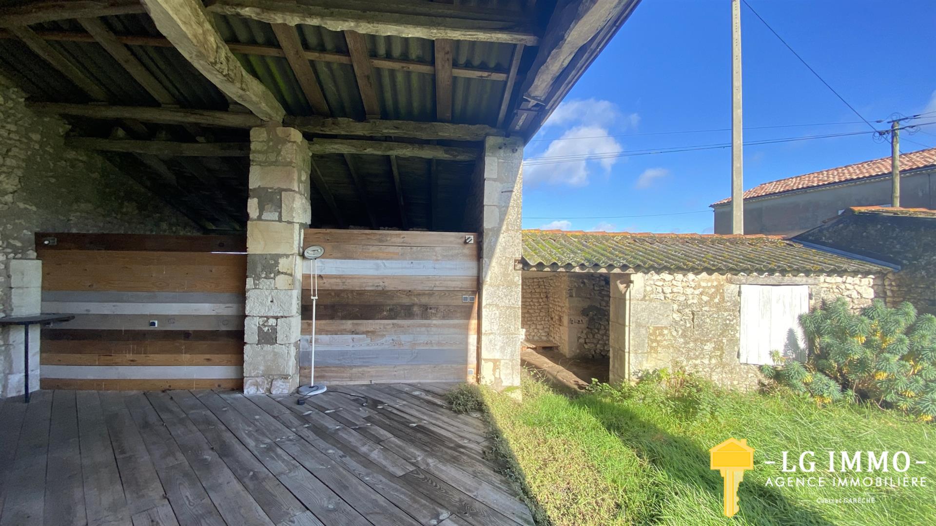 Maison à vendre, 223m², Chenac-Saint-Seurin-d'Uzet