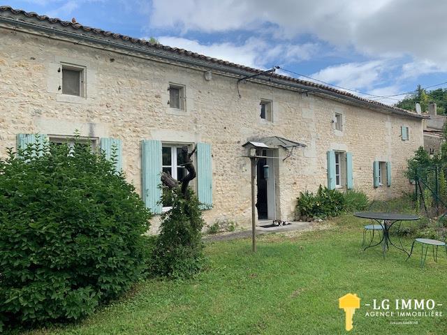 Maison à vendre, 237m², Saint-Thomas-de-Conac
