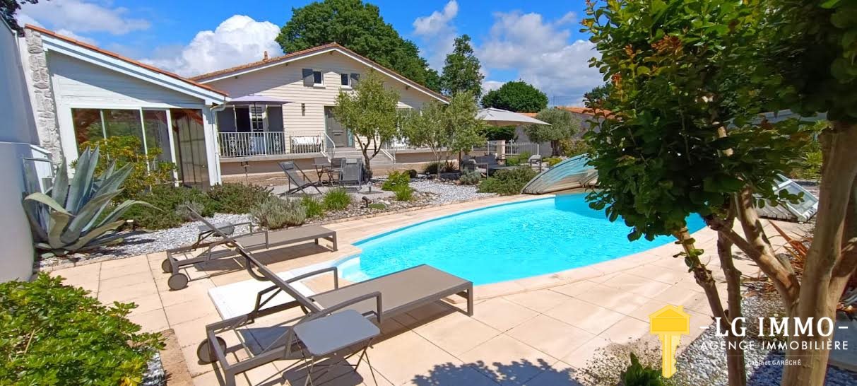 Maison à vendre, 233m², Saint-Georges-de-Didonne