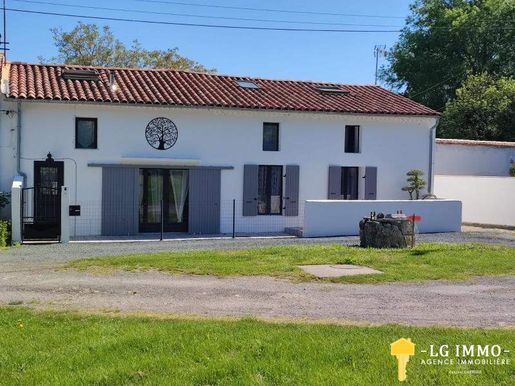 Maison 6 pièces 150 m² · à Médis · 150 m² · 329 500 €