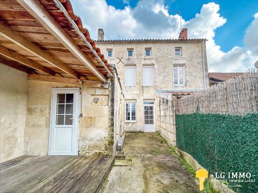 Maison 4 pièces 136 m² · à Pons · 136 m² · 229 750 €