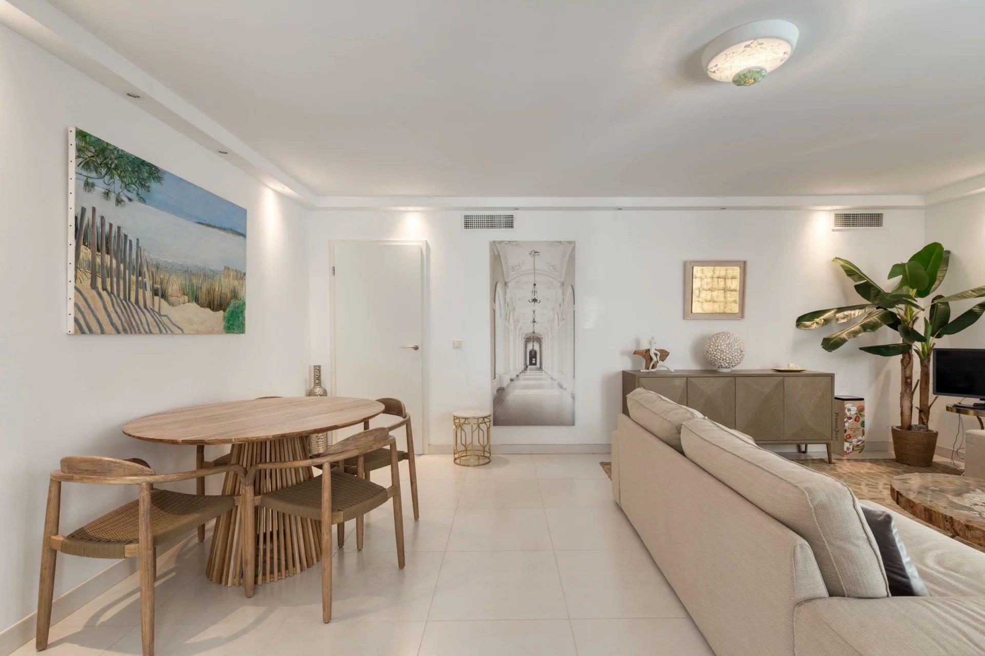 Apartment in the heart of Saint-Tropez – Prime location and high-end finishes - Ansicht 2