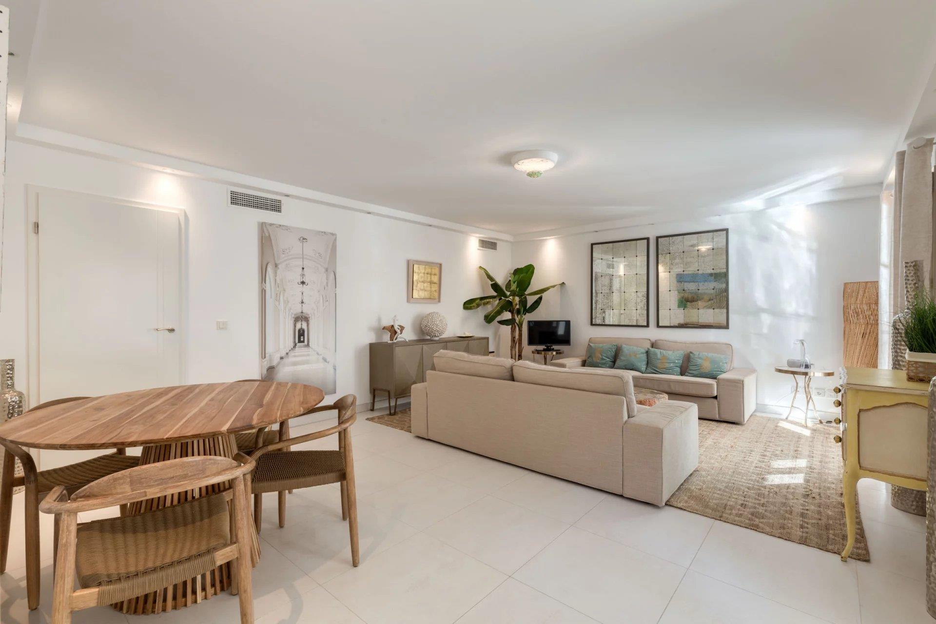 Apartment in the heart of Saint-Tropez – Prime location and high-end finishes - Ansicht 4