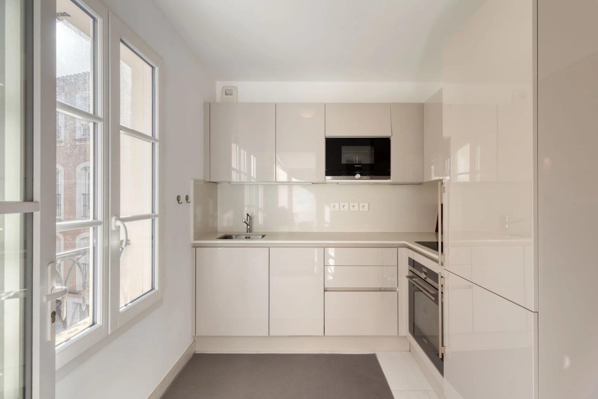 Apartment in the heart of Saint-Tropez – Prime location and high-end finishes - Ansicht 6