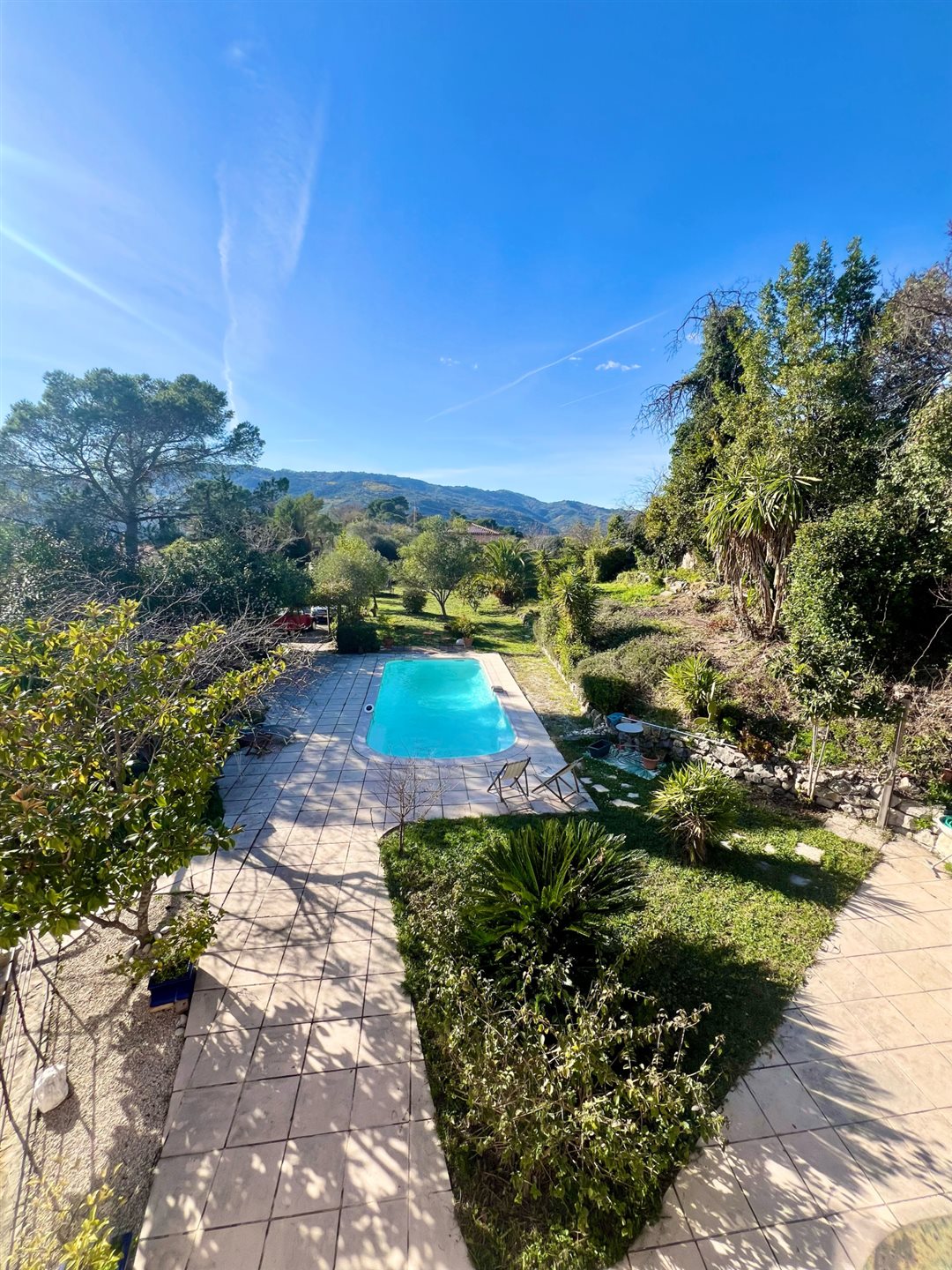 Maison à vendre, 300m², La Roquette-sur-Siagne