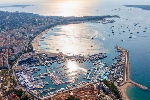 Local commercial 134 m² · à Cannes · 134 m² · 728 000 €