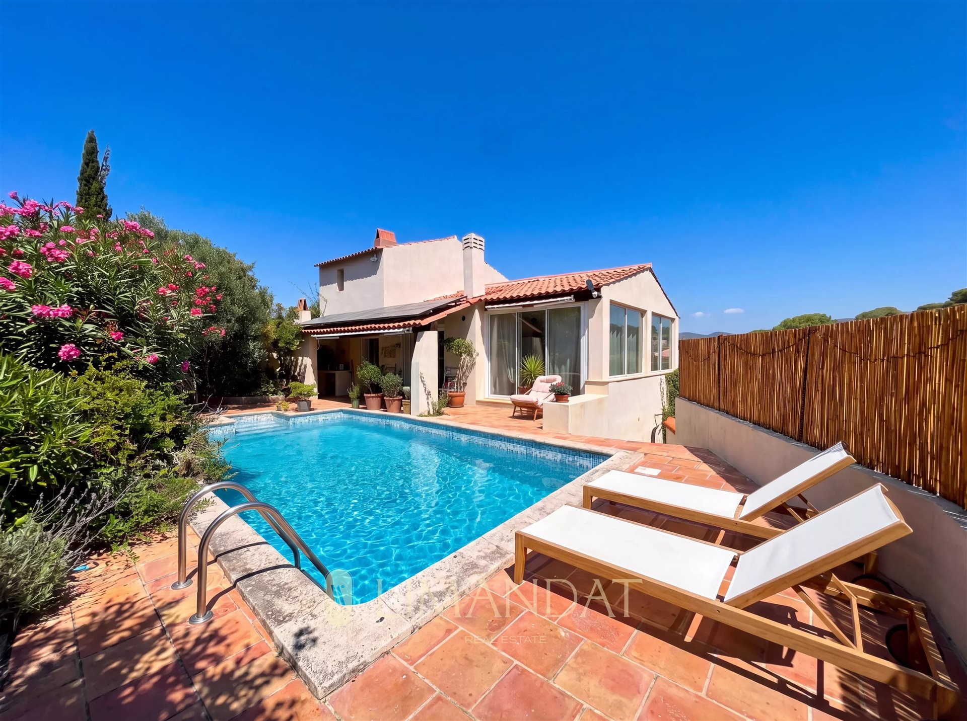Maison à vendre, 123m², Saint-Raphaël