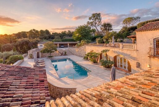 Maison 8 pièces 437 m² · à La Colle-sur-Loup · 437 m² · 2 700 000 €