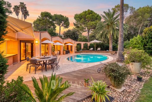 Maison 6 pièces 250 m² · à Mougins · 250 m² · 3 700 000 €