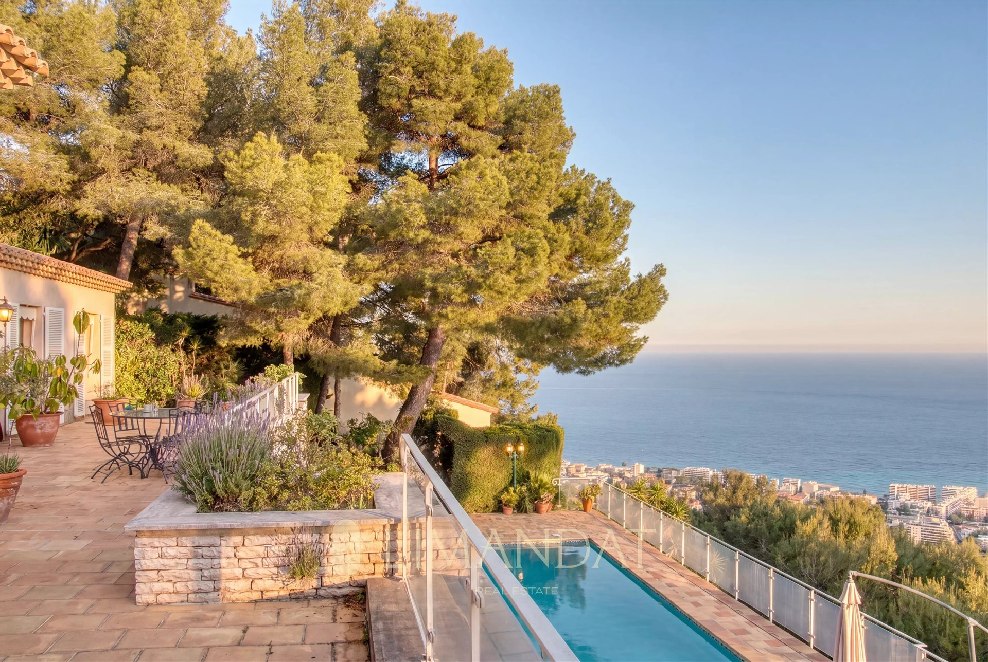 Maison à vendre, 400m², Roquebrune-Cap-Martin