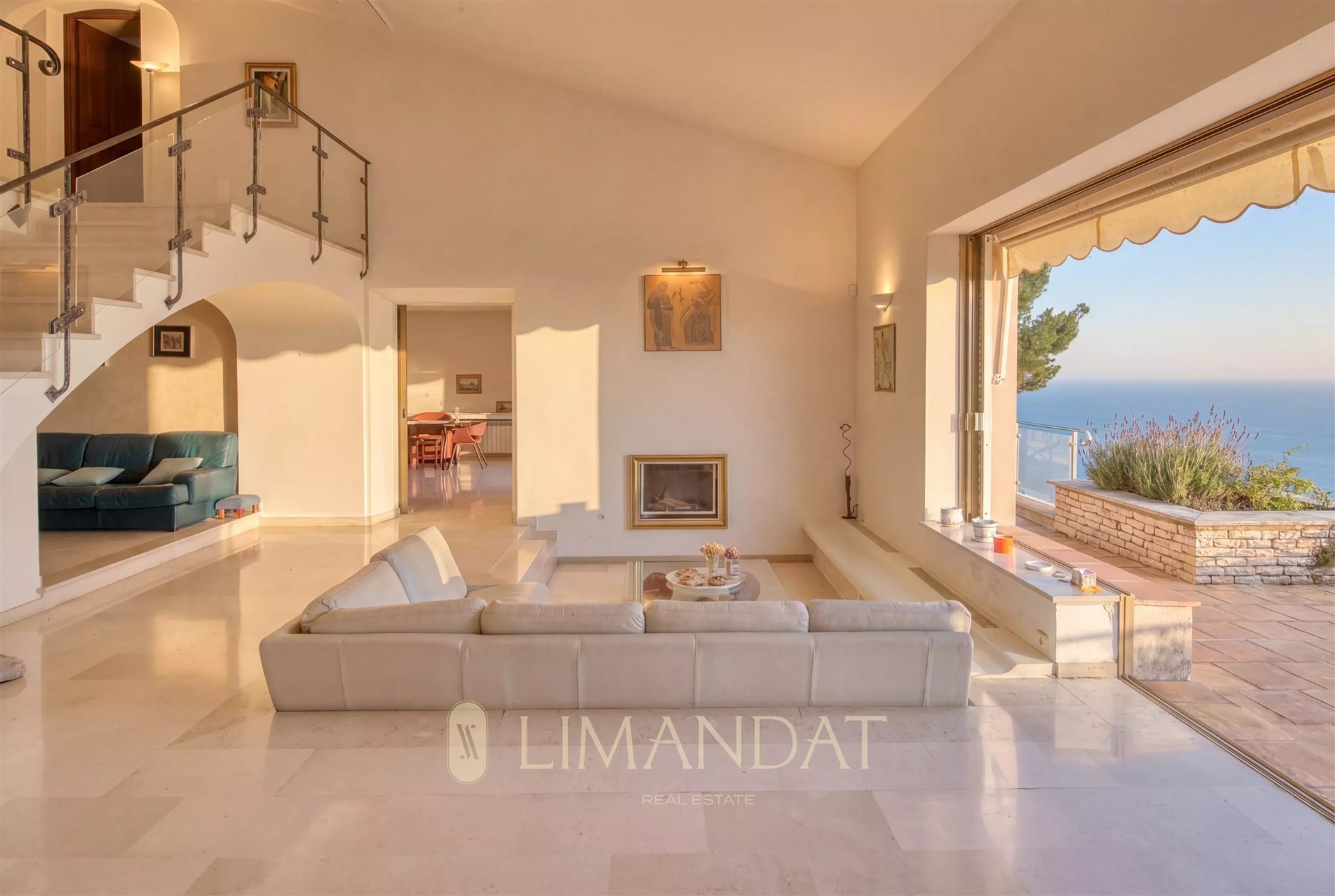 Maison à vendre, 400m², Roquebrune-Cap-Martin