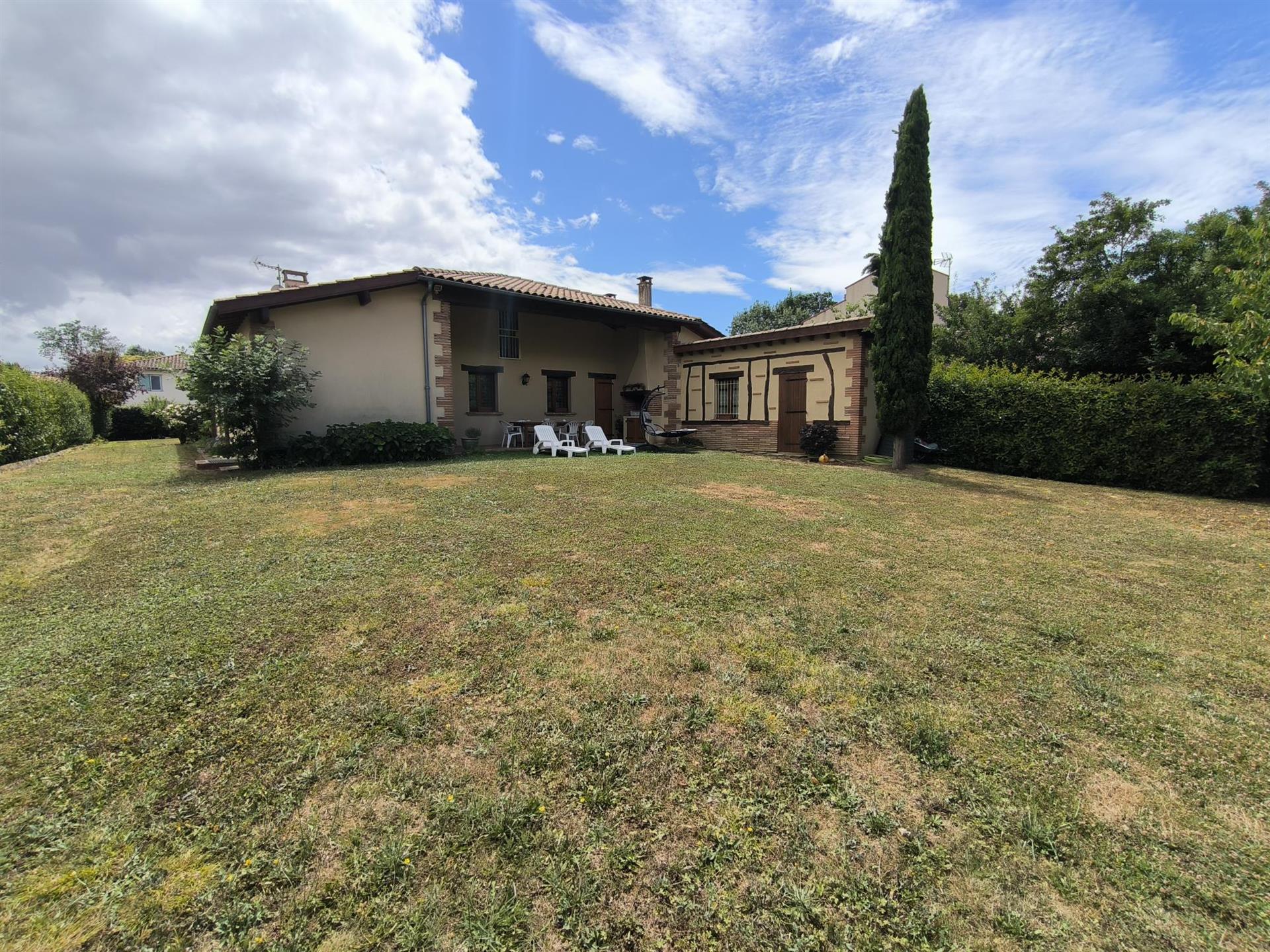Maison à vendre, 160m², L'Isle-Jourdain