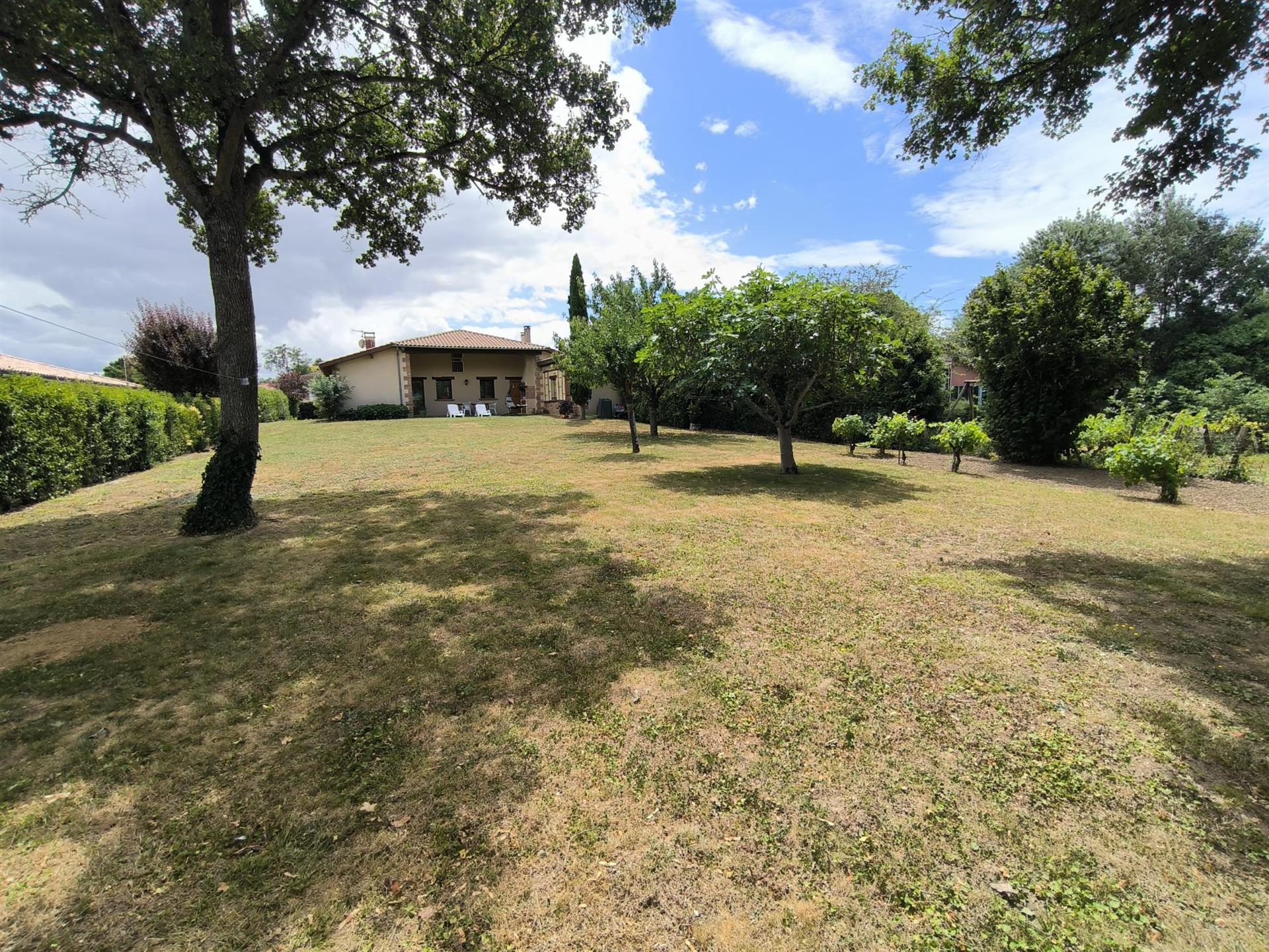 Maison à vendre, 160m², L'Isle-Jourdain