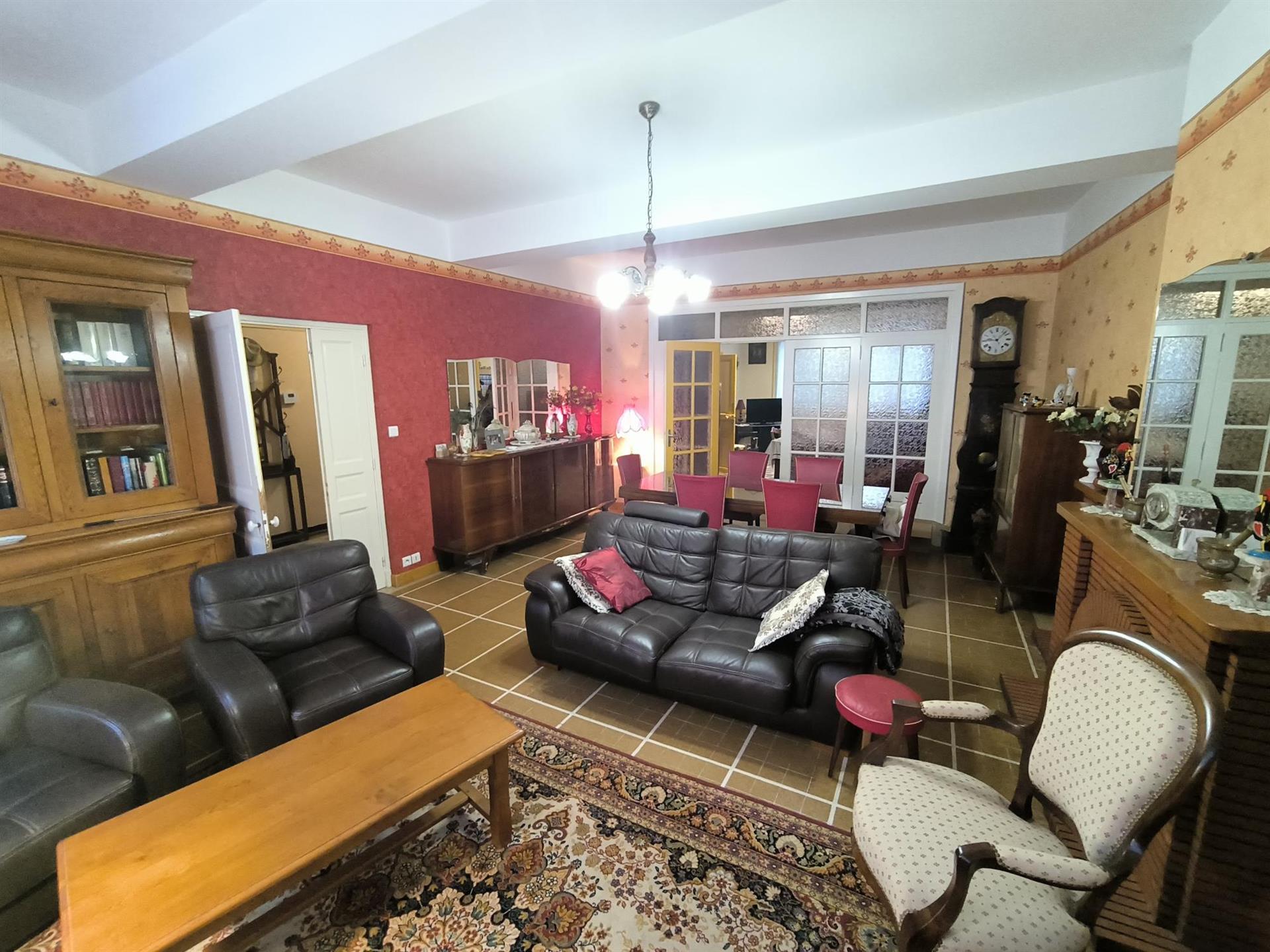 Maison à vendre, 218m², L'Isle-Jourdain