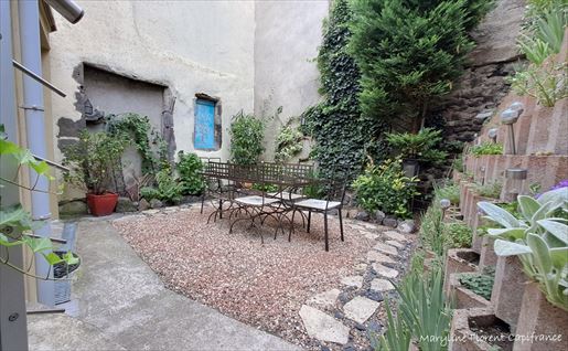 Maison 5 pièces 106 m² · à Clermont-Ferrand · 106 m² · 213 000 €