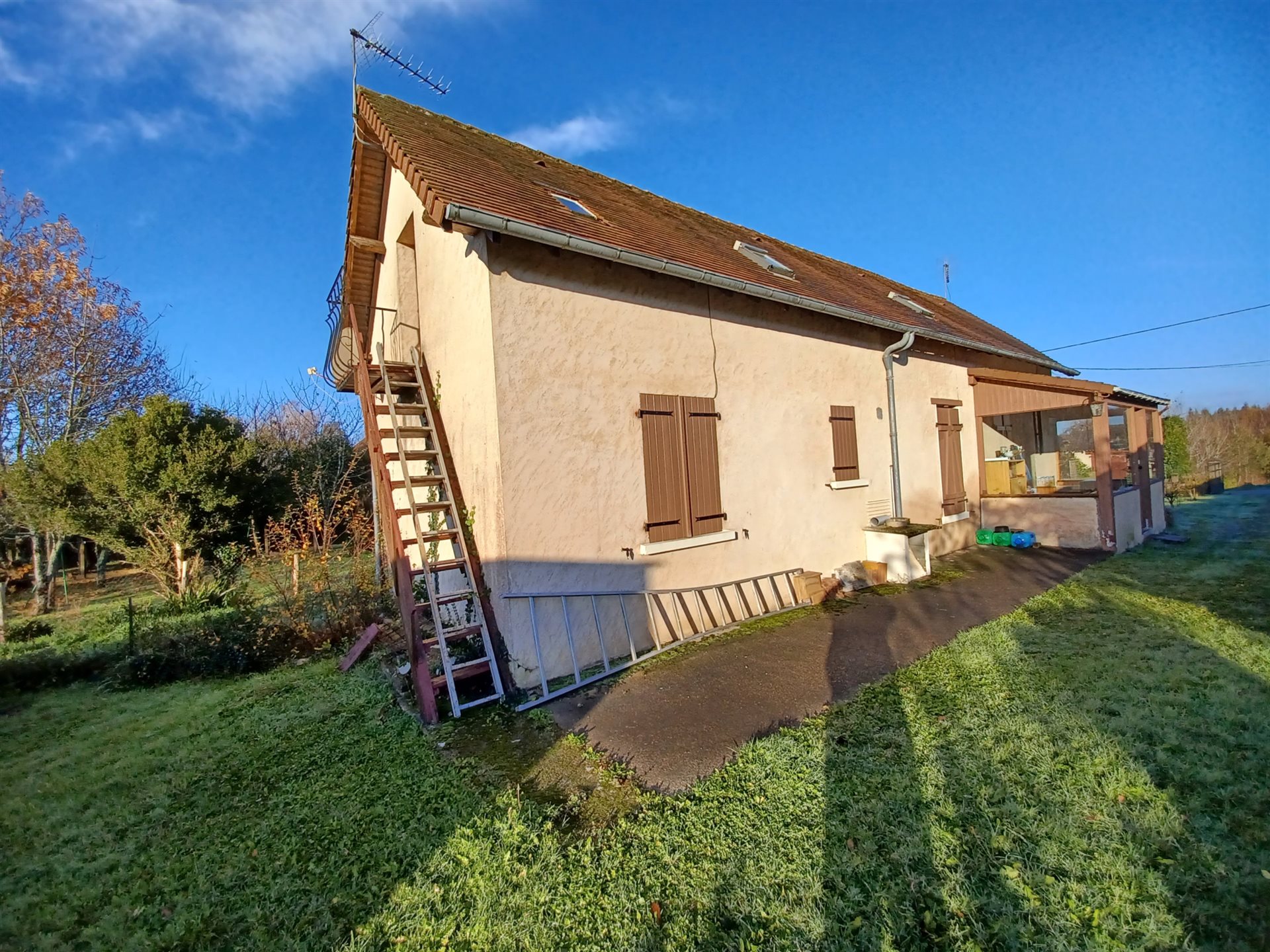 Maison à vendre, 90m², Saint-Yrieix-la-Perche