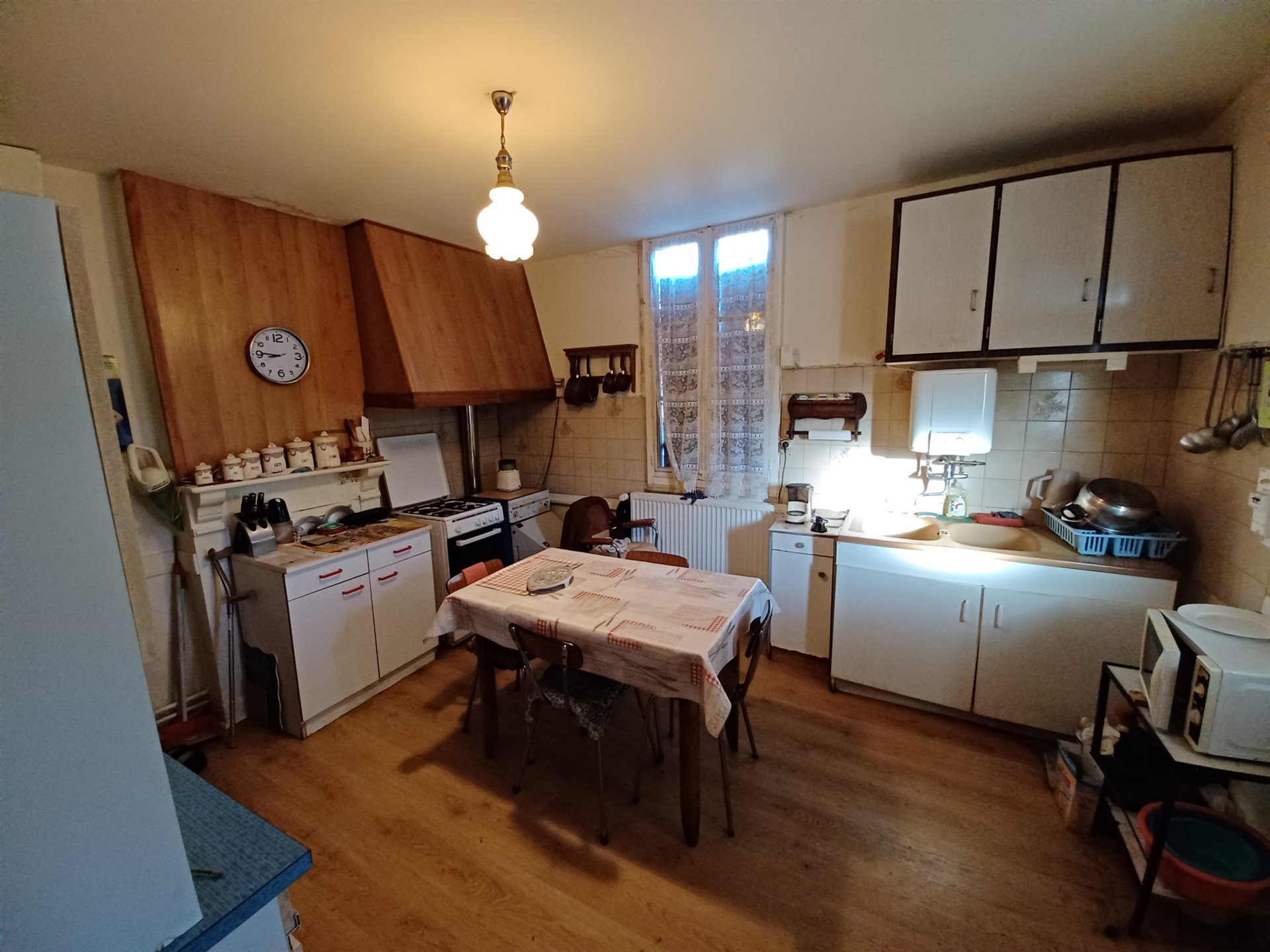 Maison à vendre, 90m², Saint-Yrieix-la-Perche