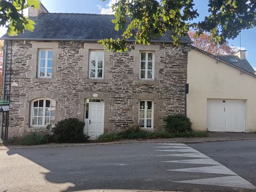 Maison 4 pièces 86 m² · à Saint-Gilles-Vieux-Marché · 86 m² · 90 525 €