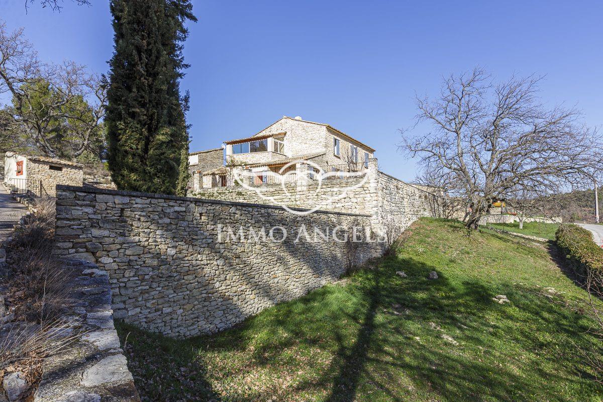 Maison à vendre, 320m², Murs