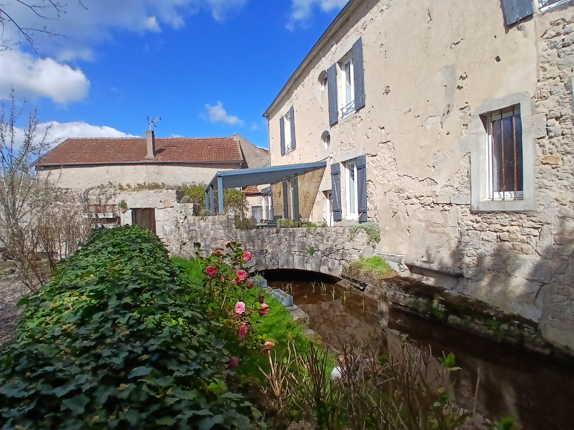Maison à vendre, 294m², Lormes