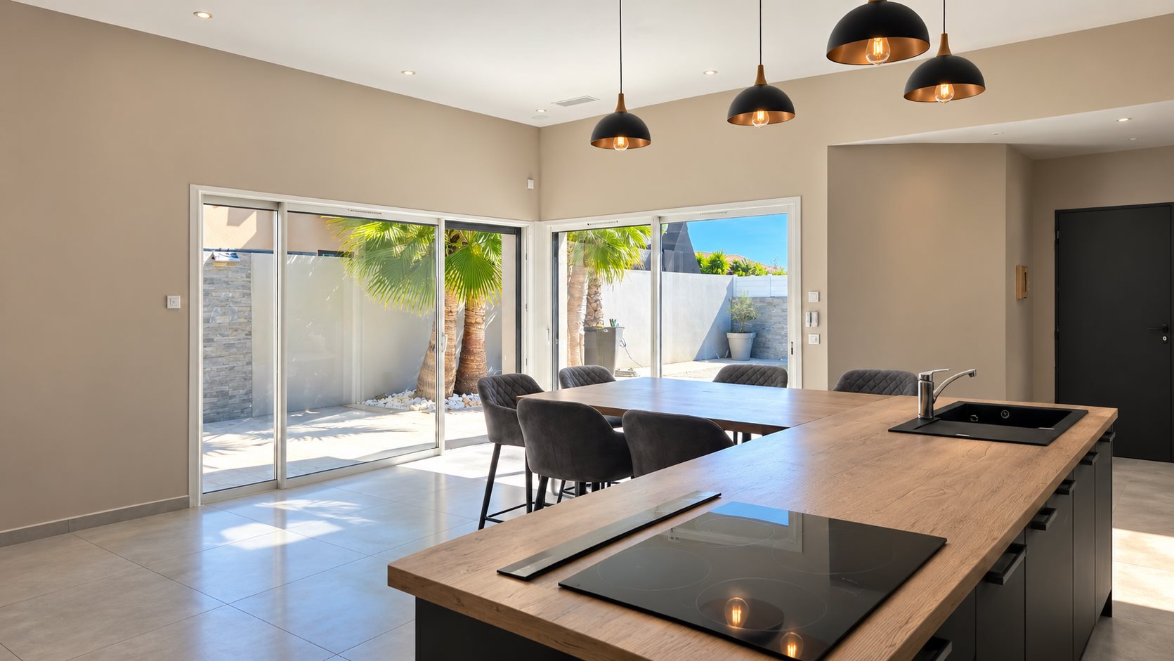 Maison à vendre, 128m², Bessan