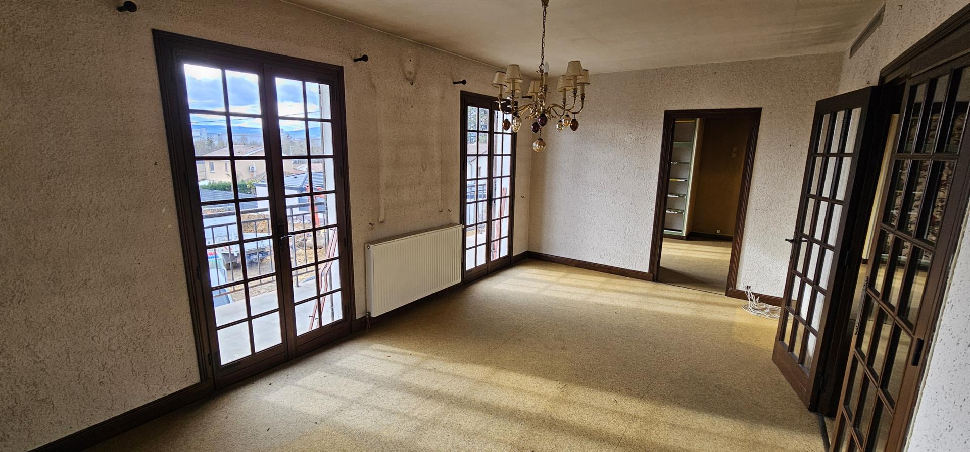 Maison à vendre, 174m², Jassans-Riottier