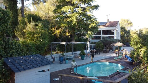 Maison 6 pièces 128 m² · à Nîmes · 128 m² · 463 000 €