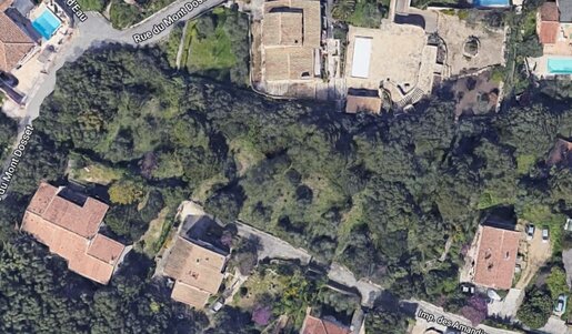 Terrain, terrain 670 m² — Milhaud (Gard) · 152 000 €