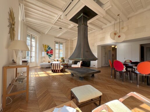 Appartement 5 pièces 162 m² · à Nîmes · 162 m² · 765 000 €