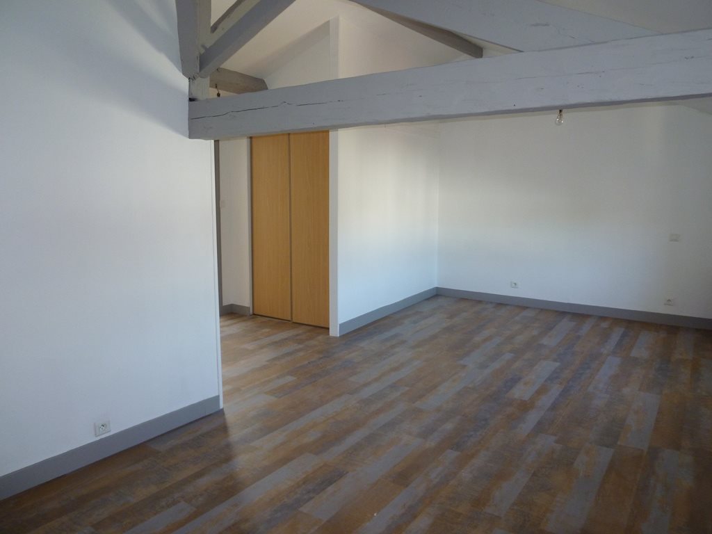 Maison à louer, 121m², Cognac