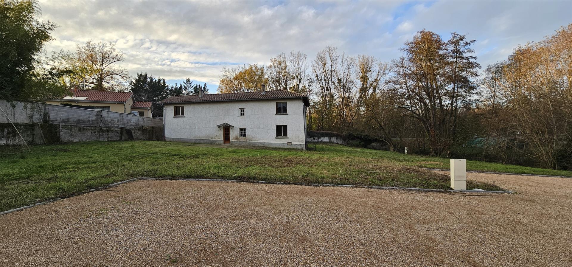 Maison à vendre, 143m², Guéreins