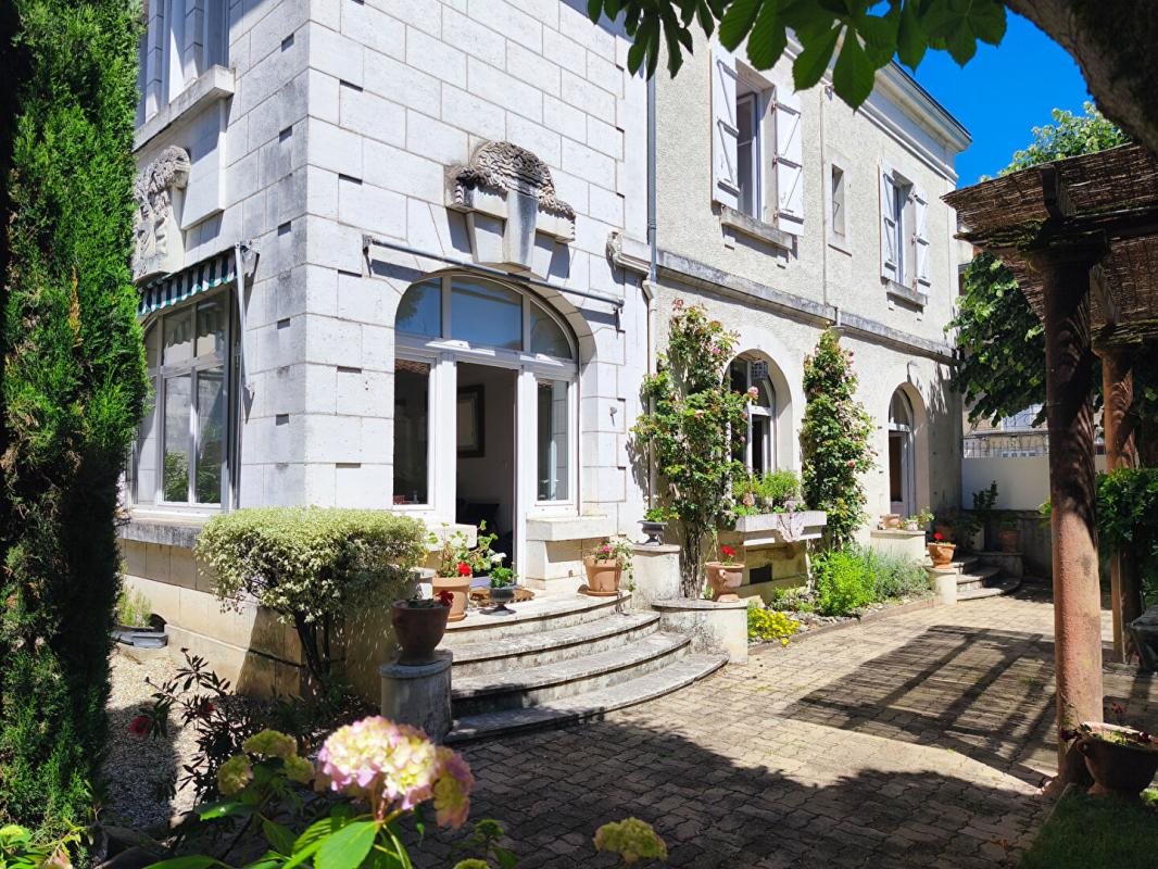 Maison à vendre, 238m², Périgueux