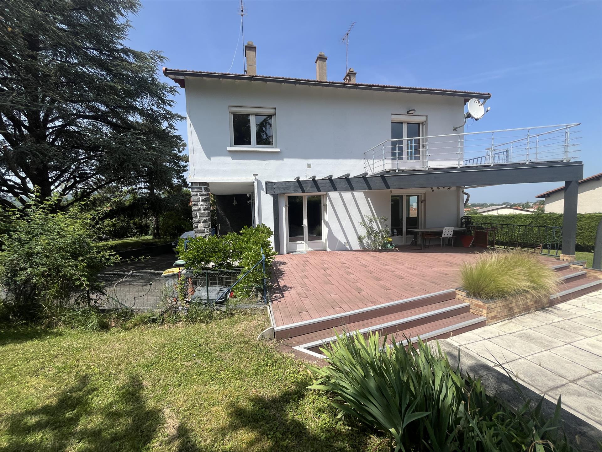 Maison à vendre, 255m², Cébazat