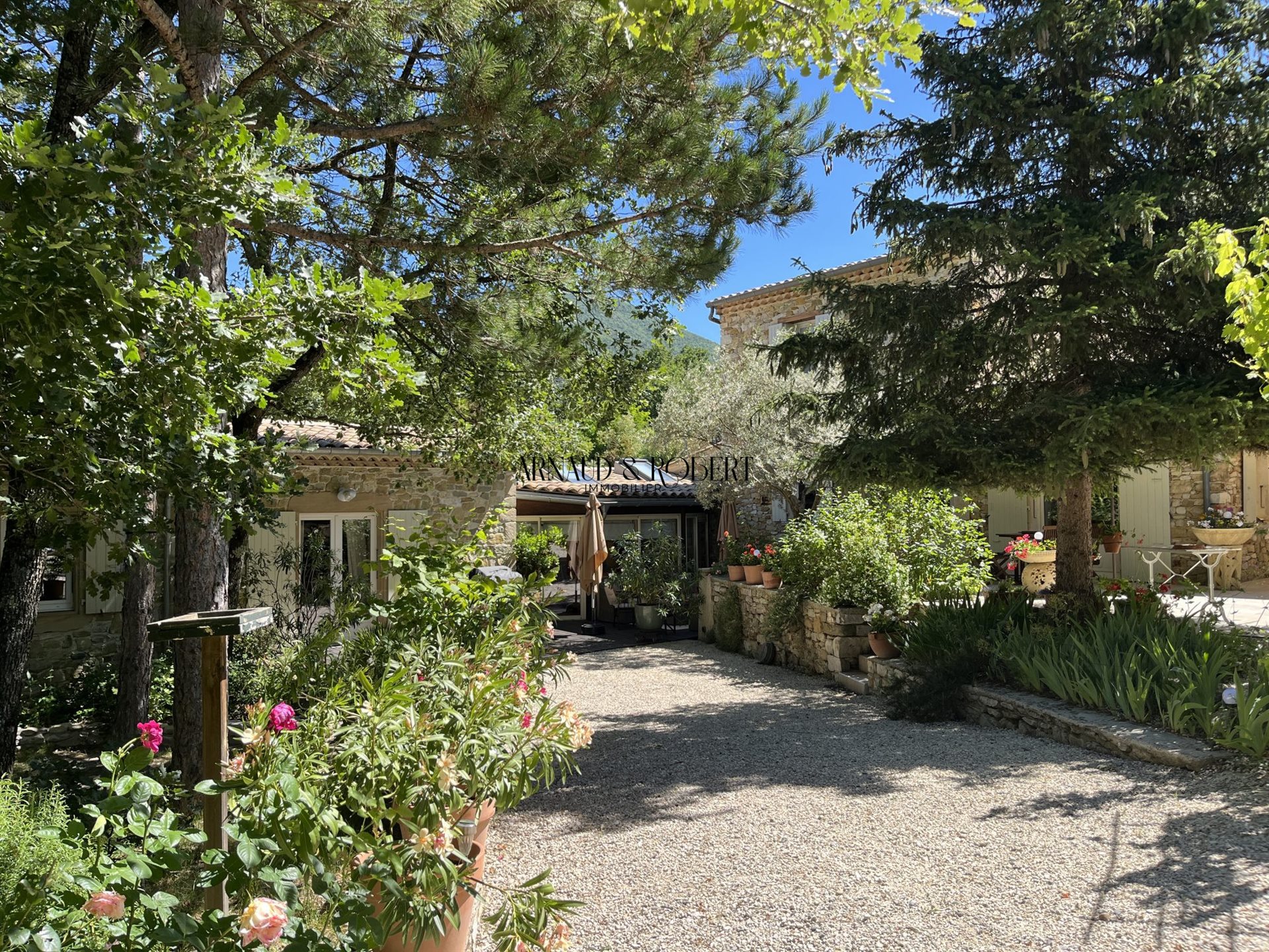 Maison à vendre, 175m², Montjoux