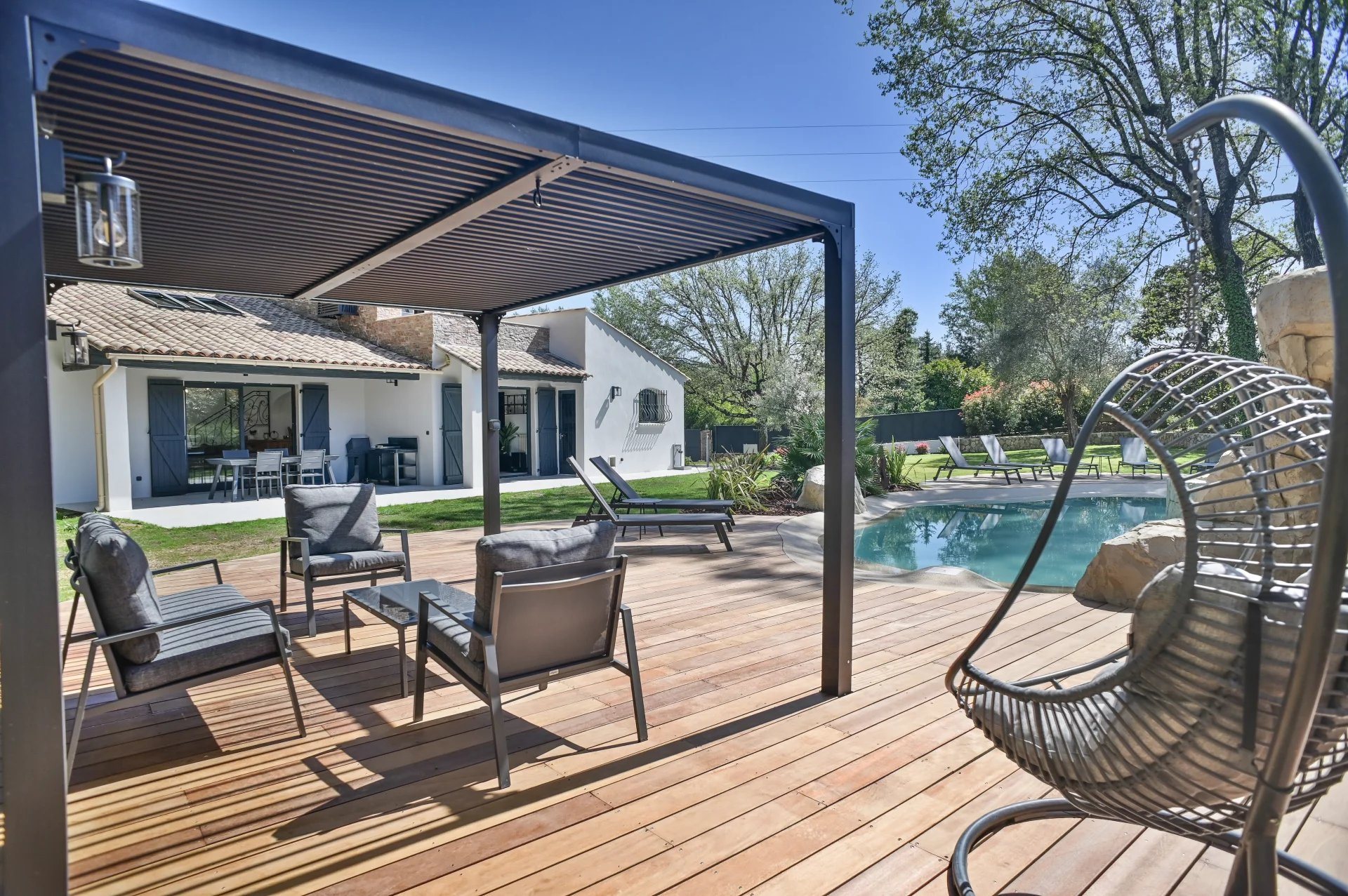 Maison à vendre, 210m², Roquefort-les-Pins