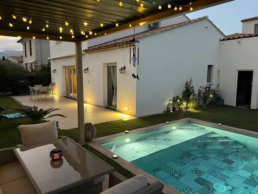 Maison 5 pièces 120 m² · à Villeneuve-Loubet · 120 m² · 895 000 €