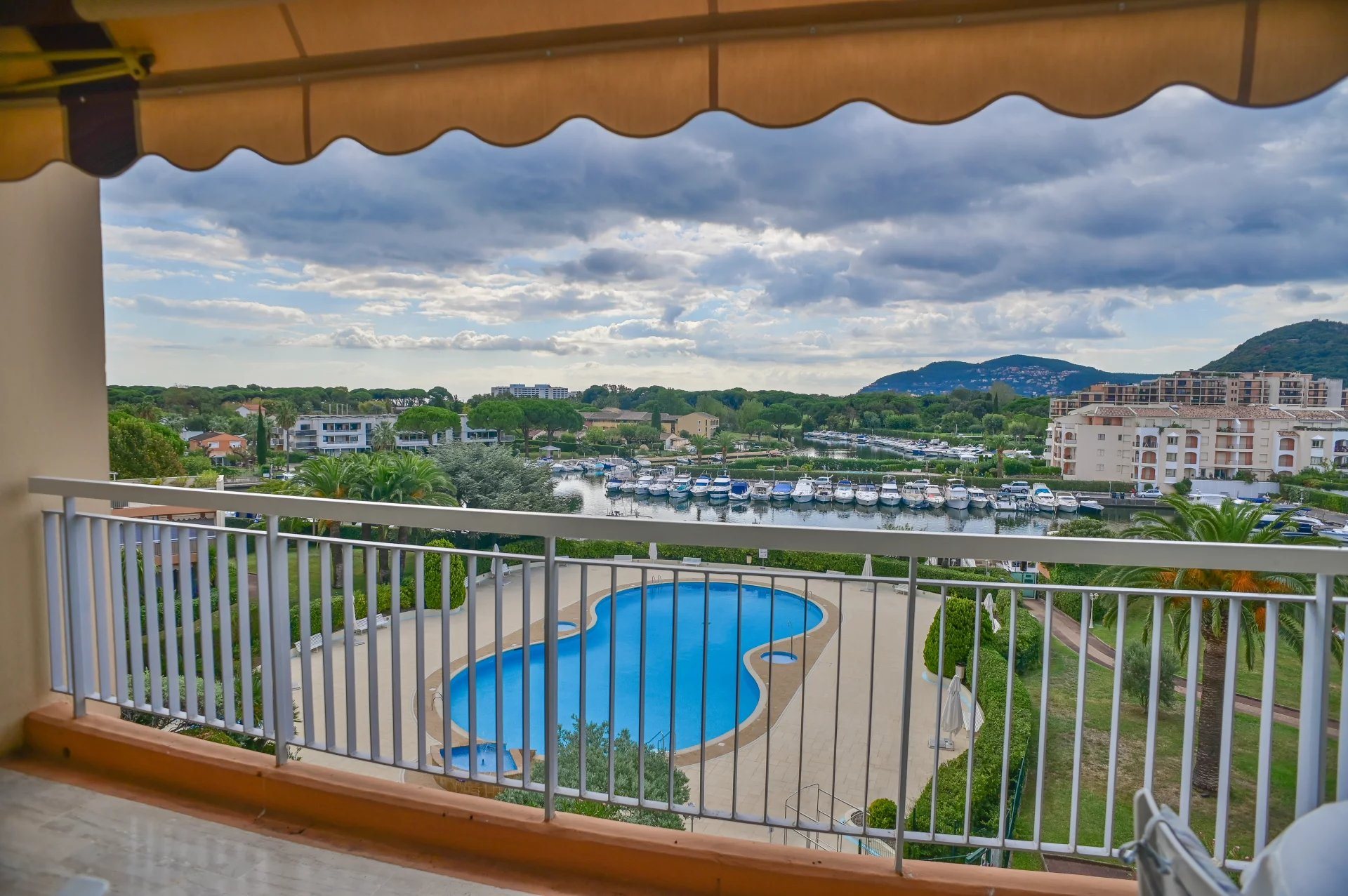 Appartement à vendre, 110m², Mandelieu-la-Napoule
