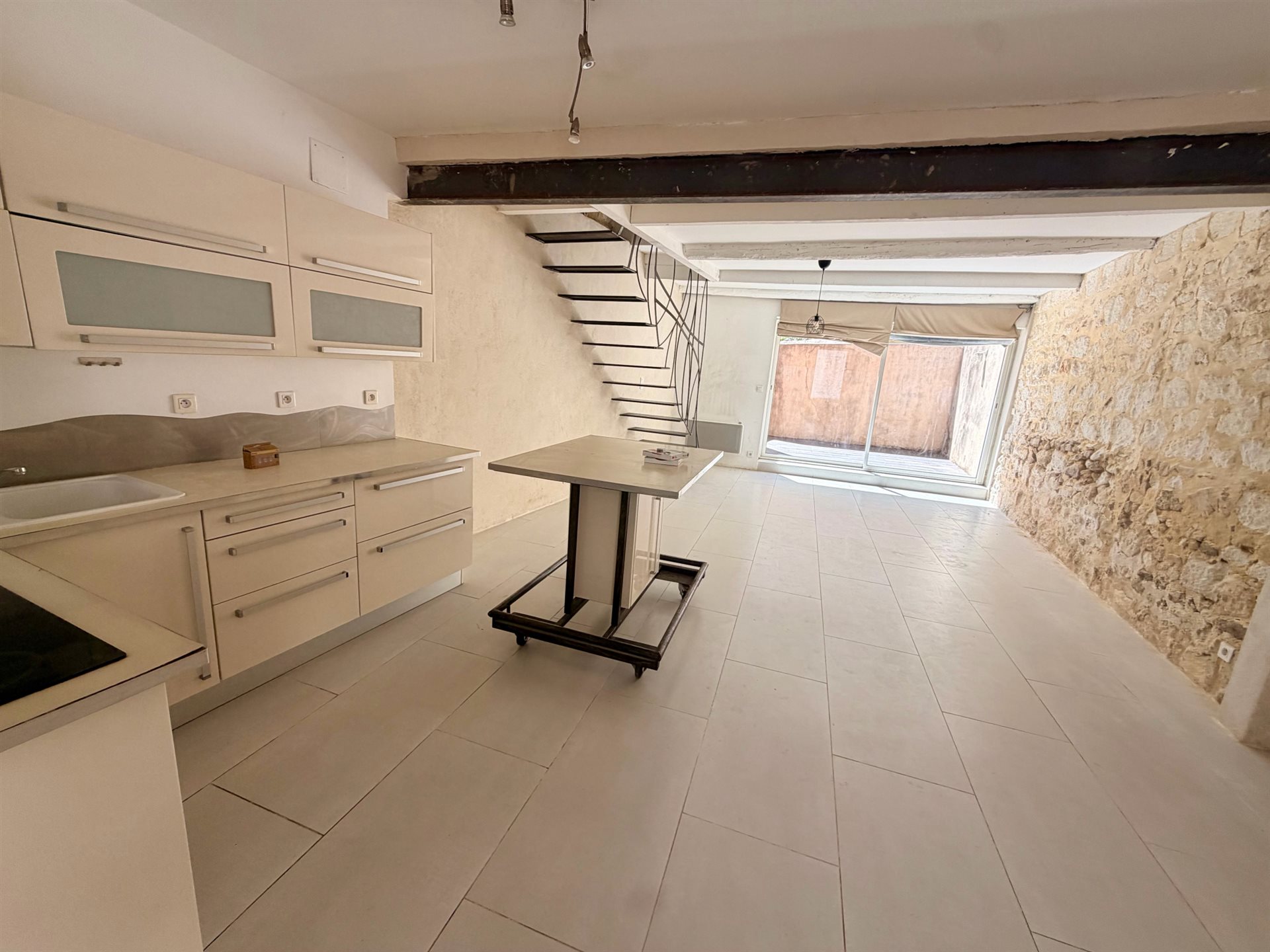 Maison à louer, 99m², Lansargues