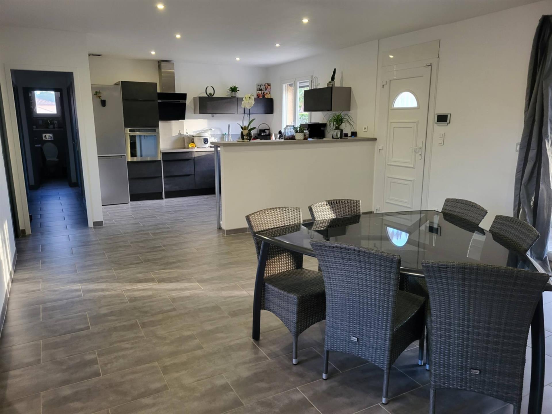 Maison à vendre, 105m², Pouzols