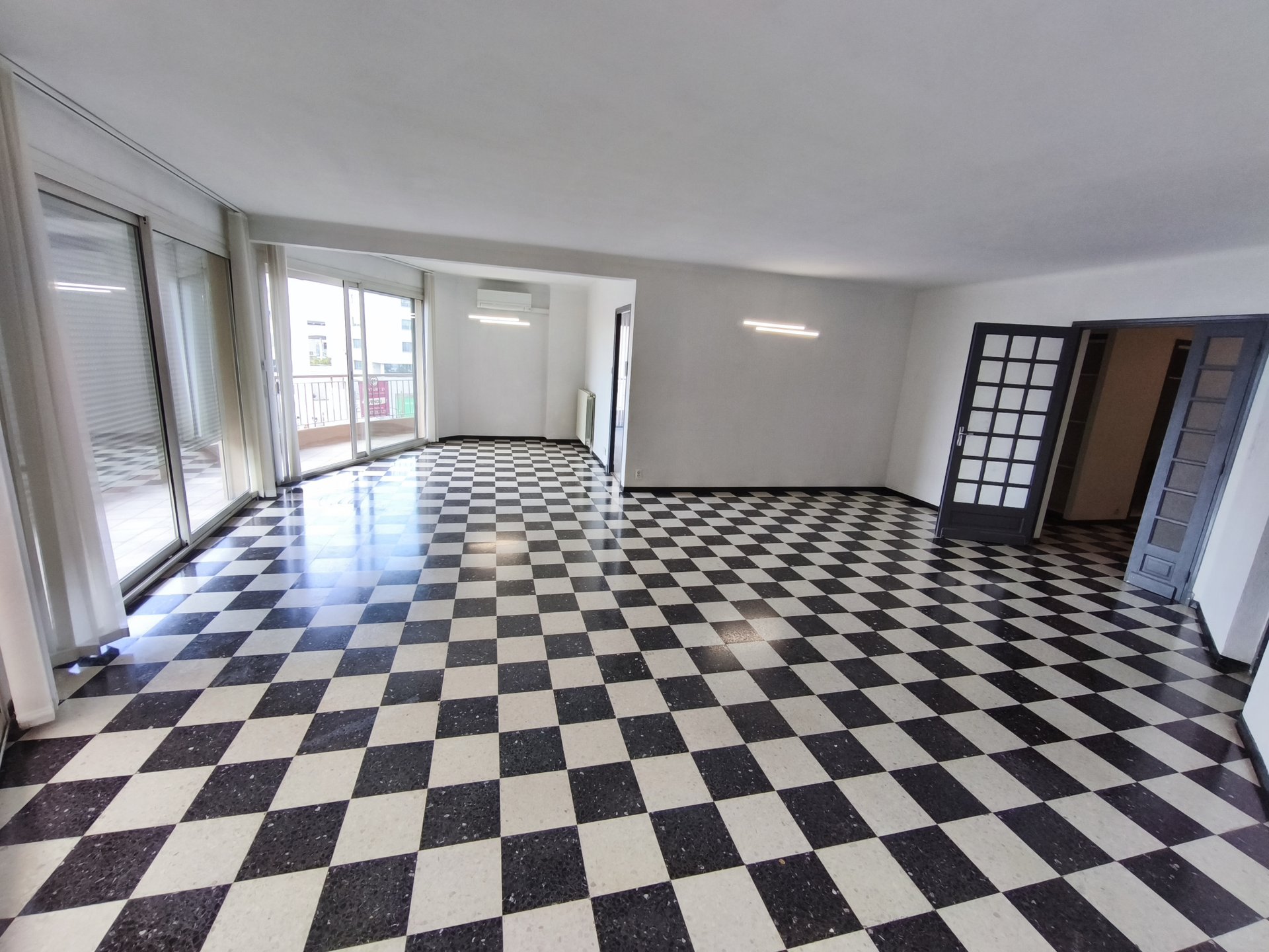 Appartement à vendre, 144m², Villeneuve-lès-Béziers