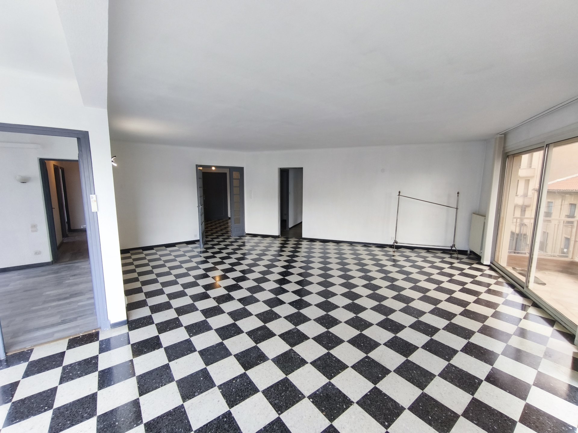 Appartement à vendre, 144m², Villeneuve-lès-Béziers