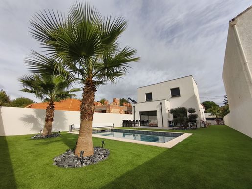 Maison 4 pièces 100 m² · à Villeneuve-lès-Béziers · 100 m² · 390 000 €