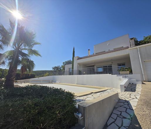 Maison 5 pièces 176 m² · à Clermont-l'Hérault · 176 m² · 609 000 €