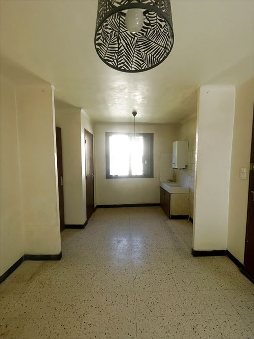 Appartement 2 pièces 30 m² · à Clermont-l'Hérault · 30 m² · 66 000 €