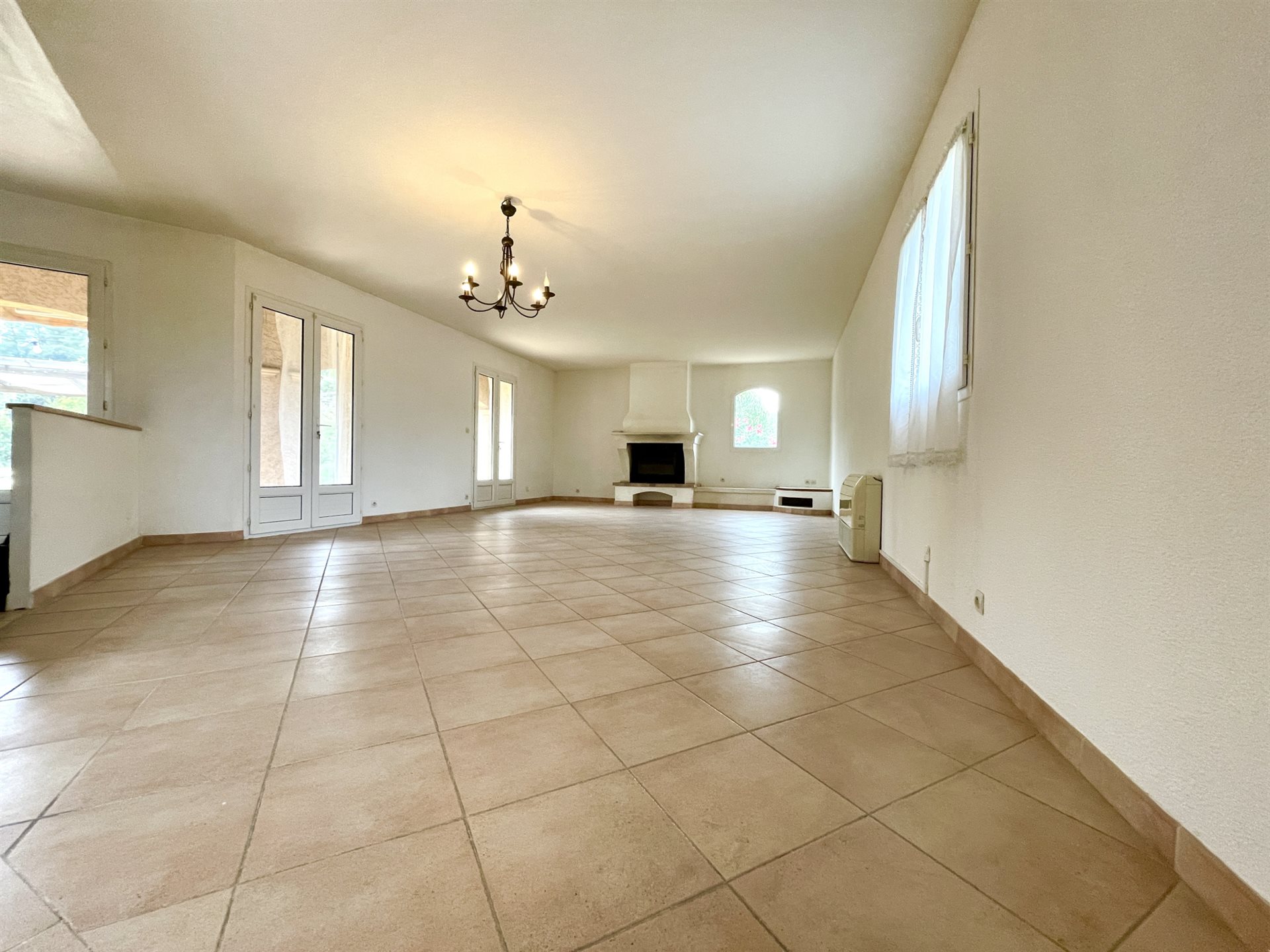 Maison à vendre, 146m², Clermont-l'Hérault