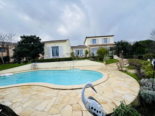 Maison 8 pièces 145 m² · à Octon · 145 m² · 495 000 €
